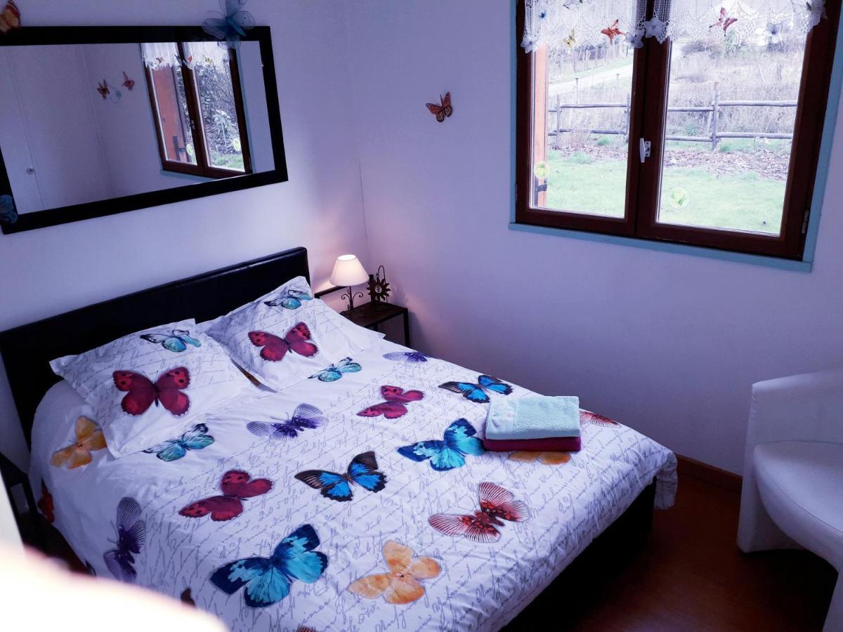 Chez Christine Bed and Breakfast Noyal-Pontivy Buitenkant foto